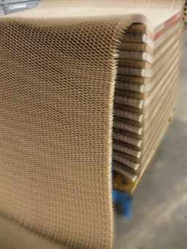 Fill In The Door Honeycomb Paper Core High Strength Cell Size 15mm 20mm 25mm